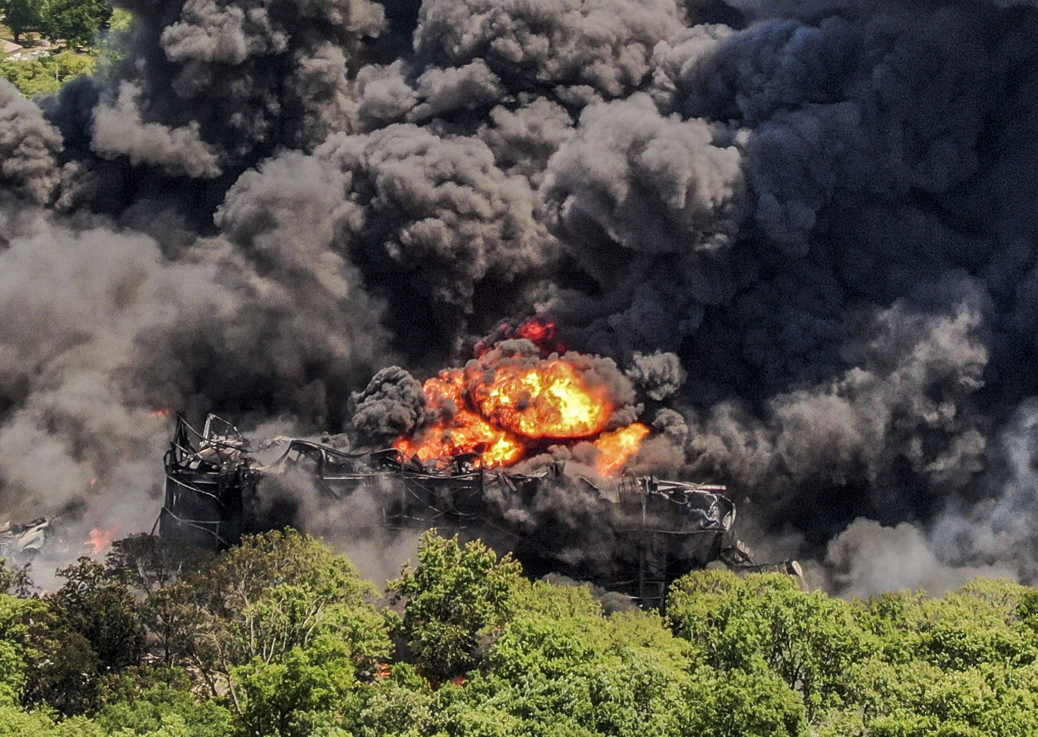 USA. Pożar fabryki chemikaliów. Zarządzono ewakuację