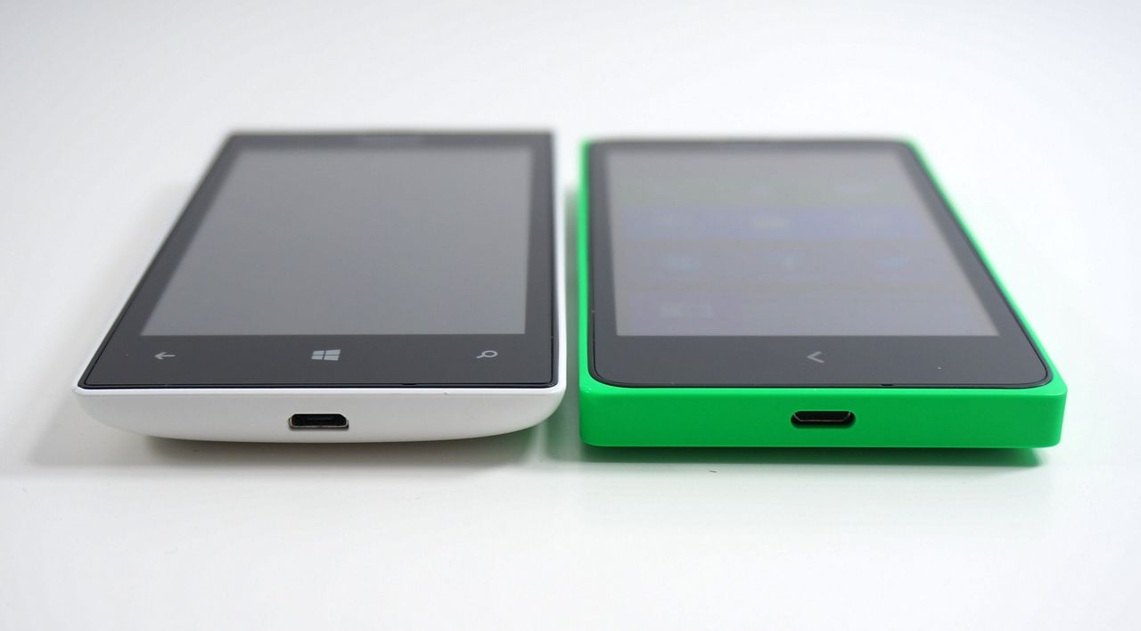 Nokia Lumia 520 vs Nokia X