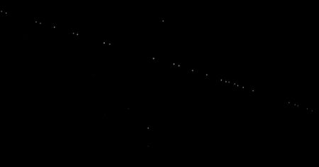 Starlink nad Polską. Co to jest? Kiedy są widoczne przeloty?