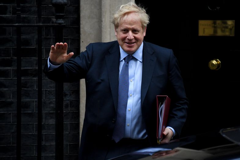 Rządowi Borisa Johnsona udało się wyprowadzić Wielką Brytanię z UE. Ale wciąż ma wobec niej zobowiązania.