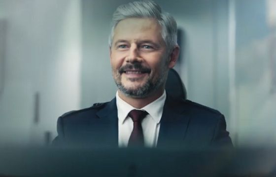 Apap w nowej kampanii stawia na szybkość (wideo)