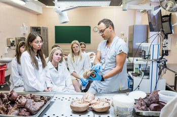 Chcesz popracować w sali operacyjnej? Zapisz się na Dni Nauki Medicalia 2025 w Bydgoszczy