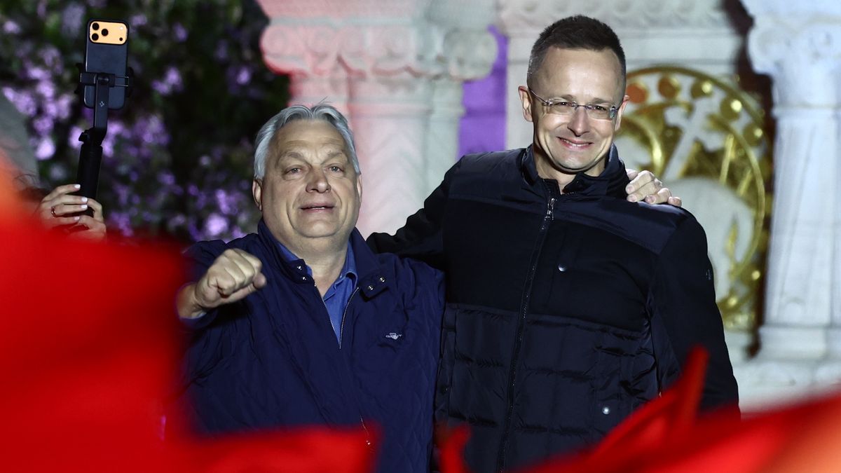 Viktor Orban i Peter Szijjarto w przeddzień wyborów na Węgrzech