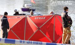 Warszawa: Kolejne ciało w Wiśle odnalezione przez ojca zaginionego Krzysztofa Dymińskiego. Na miejscu służby