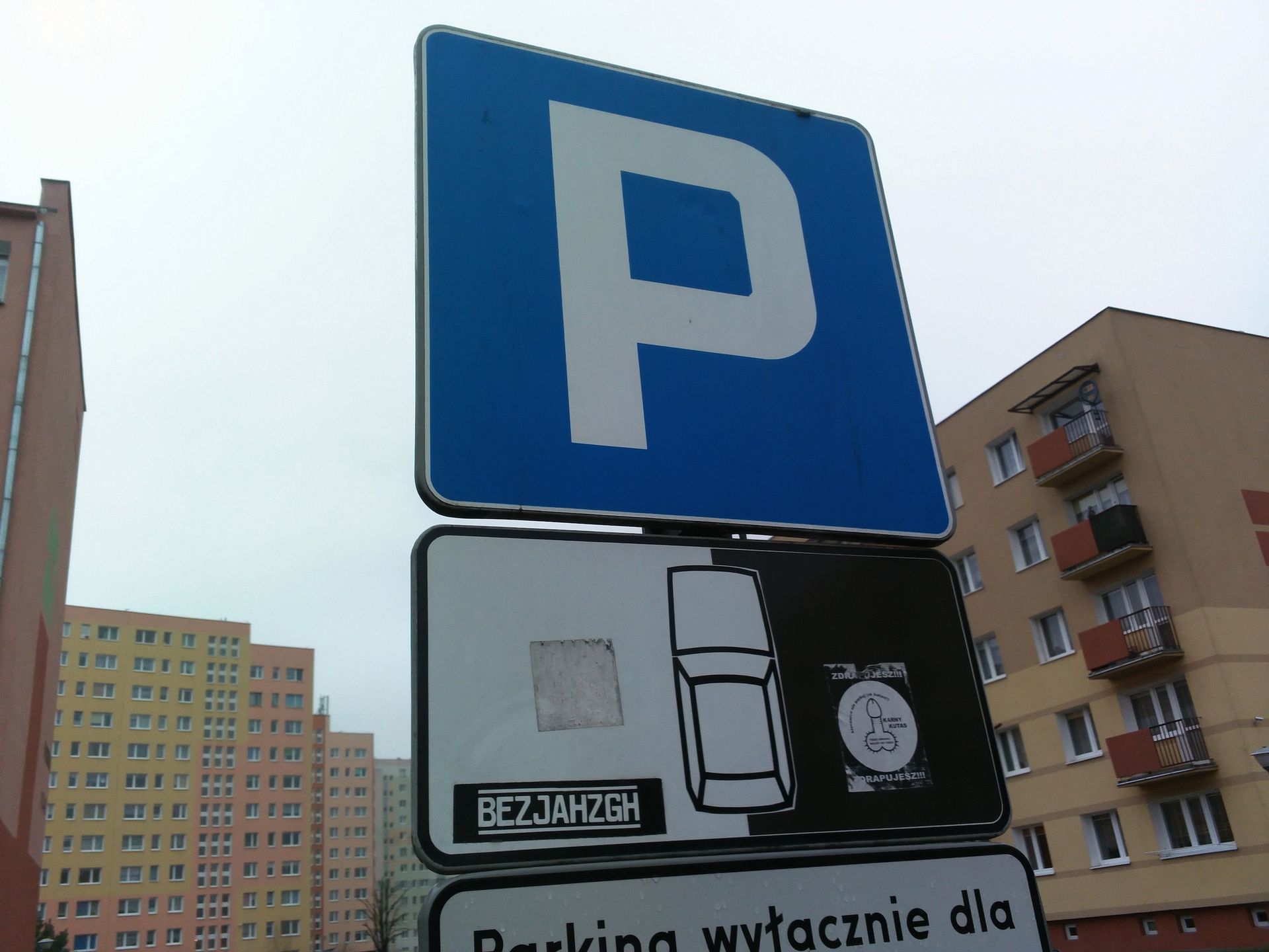 YotaPhone 2 - telefon o dwóch twarzach. Test i recenzja smartfona z ekranem E Ink 56