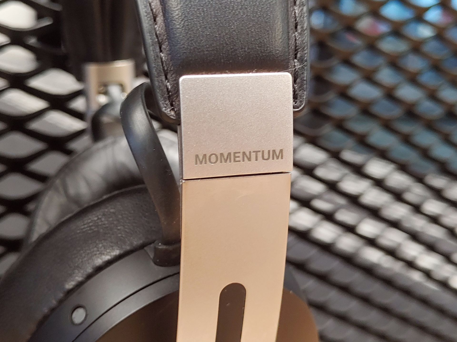 Sennheiser Momentum 3 Wireless. Słuchawki godne 2020 roku. Recenzja 3