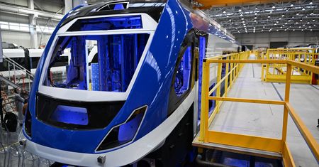 Newag tworzy nowe pociągi hybrydowe dla PKP Intercity. "Dla Polski lokalnej"