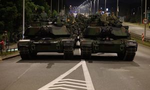 Czołgi przejechały nocą przez Warszawę. Wojsko gotowe do defilady