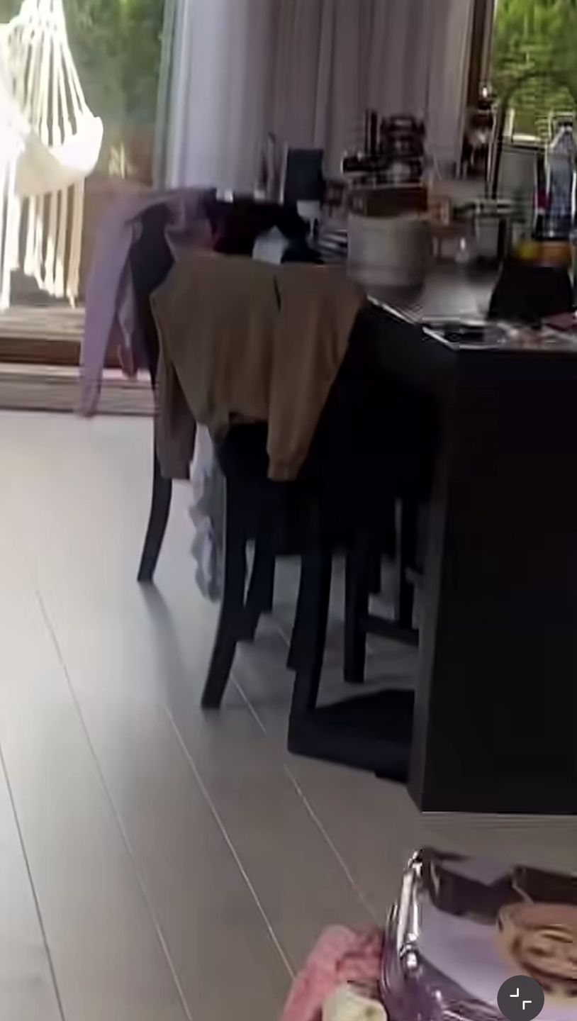 Garderoba Dody