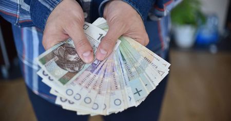 Oddali mieszkania w zamian za rentę. Tyle otrzymują