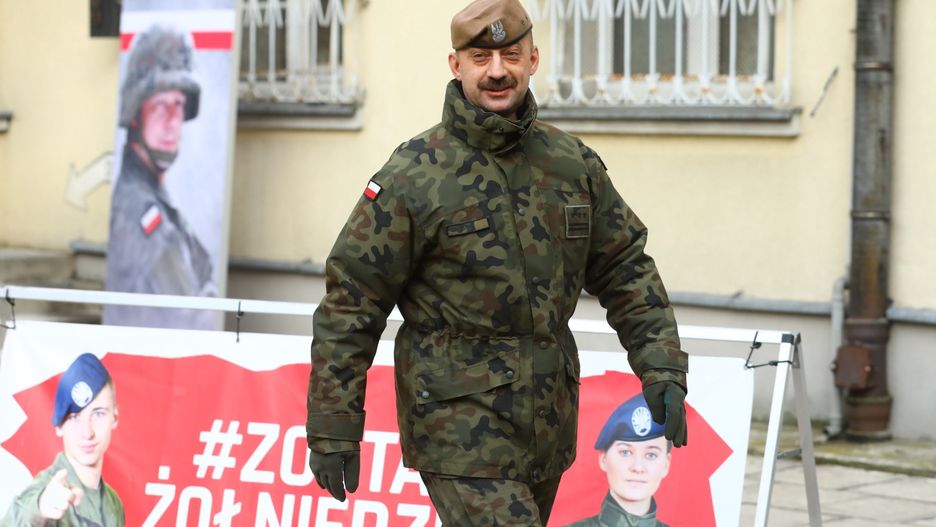 Zamieszanie z poborem do wojska. MON tłumaczy, kto dostanie "zaproszenie"