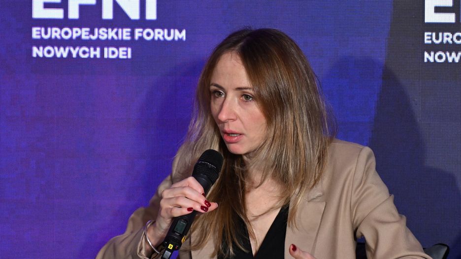 Agnieszka Dziemianowicz-B�k
Adam War�awa
13, EFNI, Europejskie Forum Nowych Idei, otwarcie, polityk, polityka, XIII, XIII Europejskie Forum Nowych Idei, panel, panelista, ministra, panelistka, Agnieszka Dziemianowicz B�k, 13., edycja