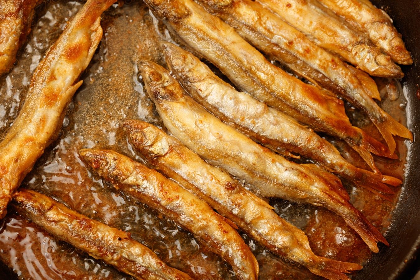 Nawet nie patrz na te ryby w sklepie i smażalni. Najgorszy wybór dla zdrowia