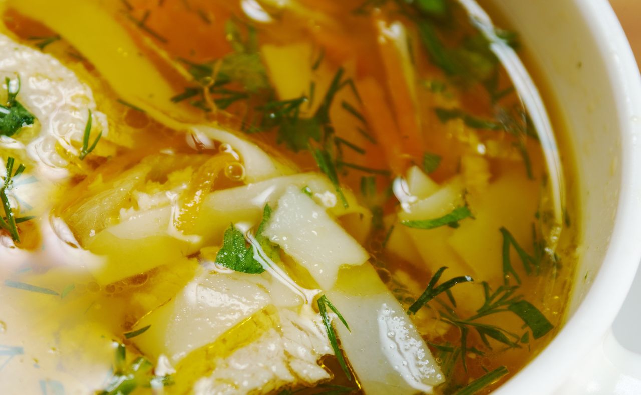 The surprising trick to achieve crystal-clear broth