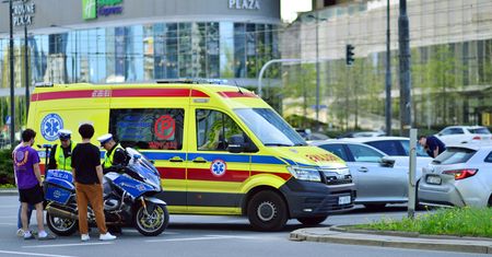 Agresja wobec medyków pod Bolesławcem. Pielęgniarka trafiła na SOR po ataku
