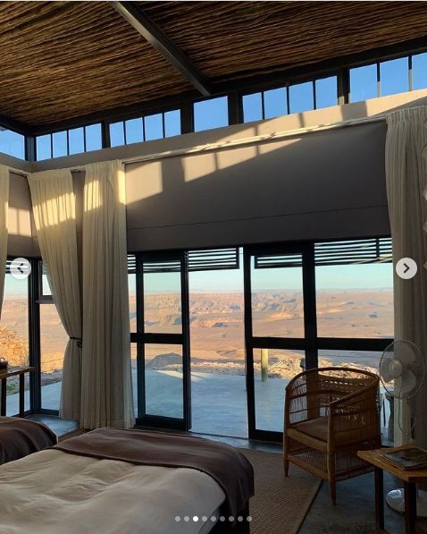 Kinga Rusin docenia "dobry design" podczas afrykańskiej wycieczki