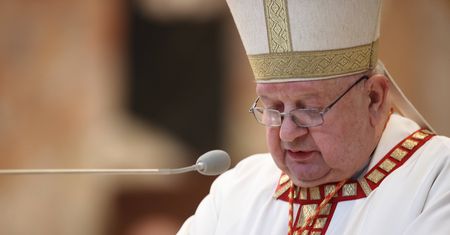 Kard. Dziwisz: Kościół zawsze był z narodem