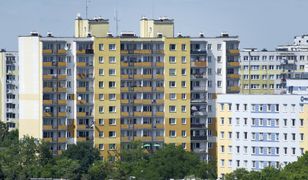 Żyją w mieszkaniach, nie płacą, długi rosną. Coraz więcej eksmisji