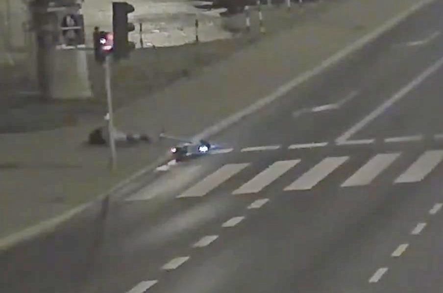 Olsztyn: Pijany kierowca hulajnogi przewrócił się na skrzyżowaniu – prawie 3 promile alkoholu