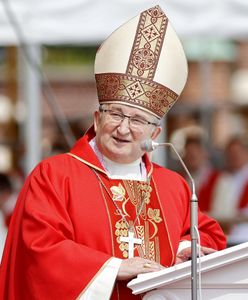 Biskup w szpitalu. Jego stan jest ciężki