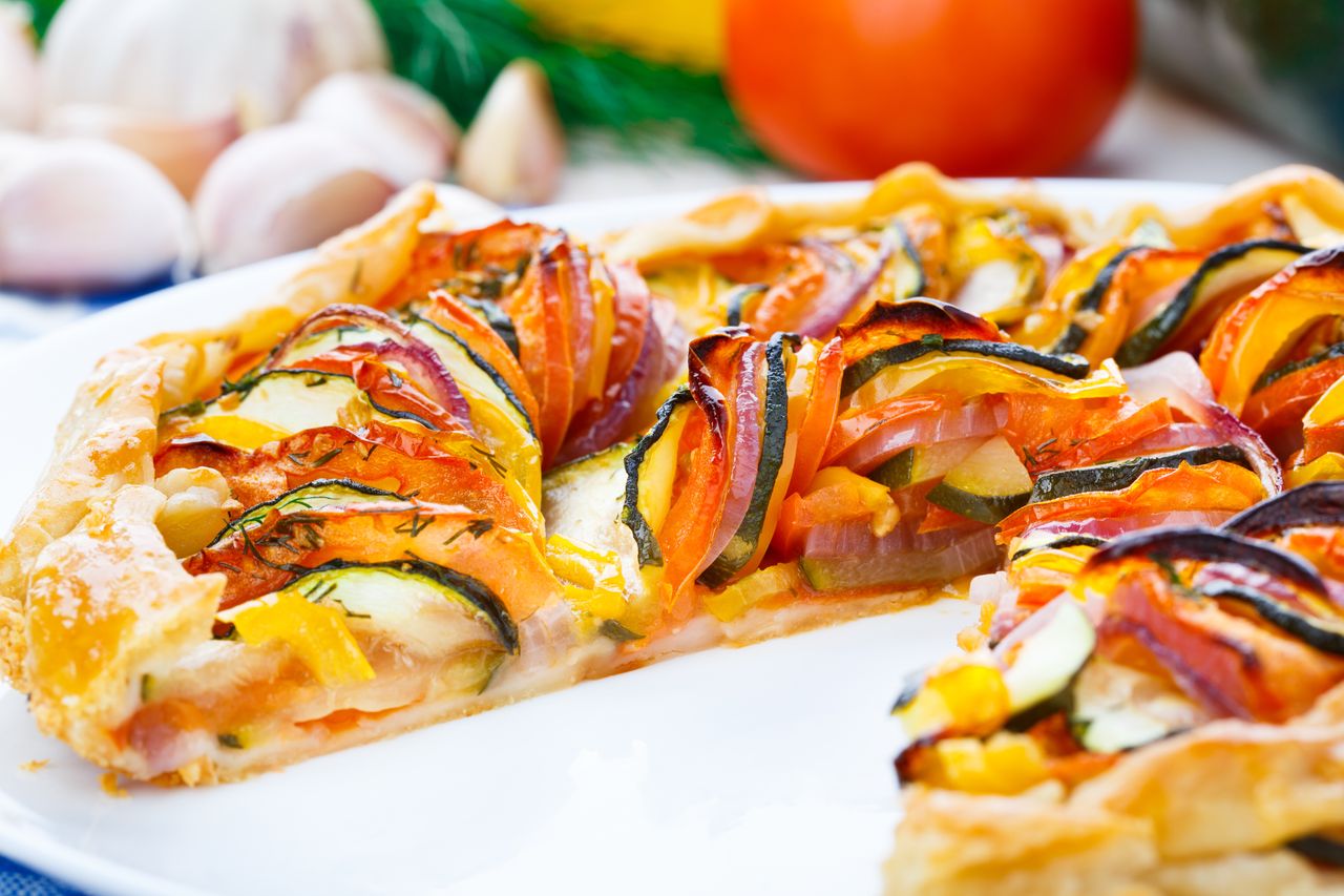 Ratatouille w zupełnie nowej formie. Rozkładam je na chrupiącym spodzie