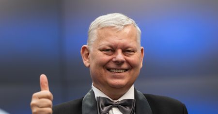 Marek Suski ma nietypową pasję. "Tematyka końska"
