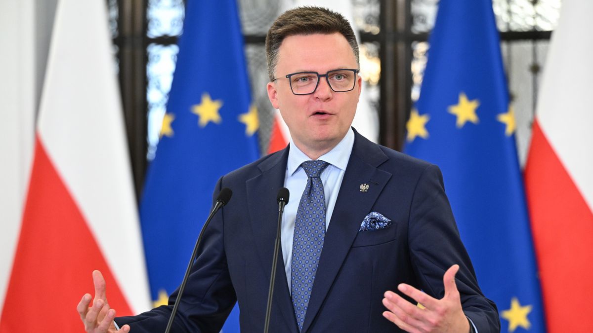 Hołownia wzywa do szybkich zmian w rządzie. Ostrzega przed 2027 