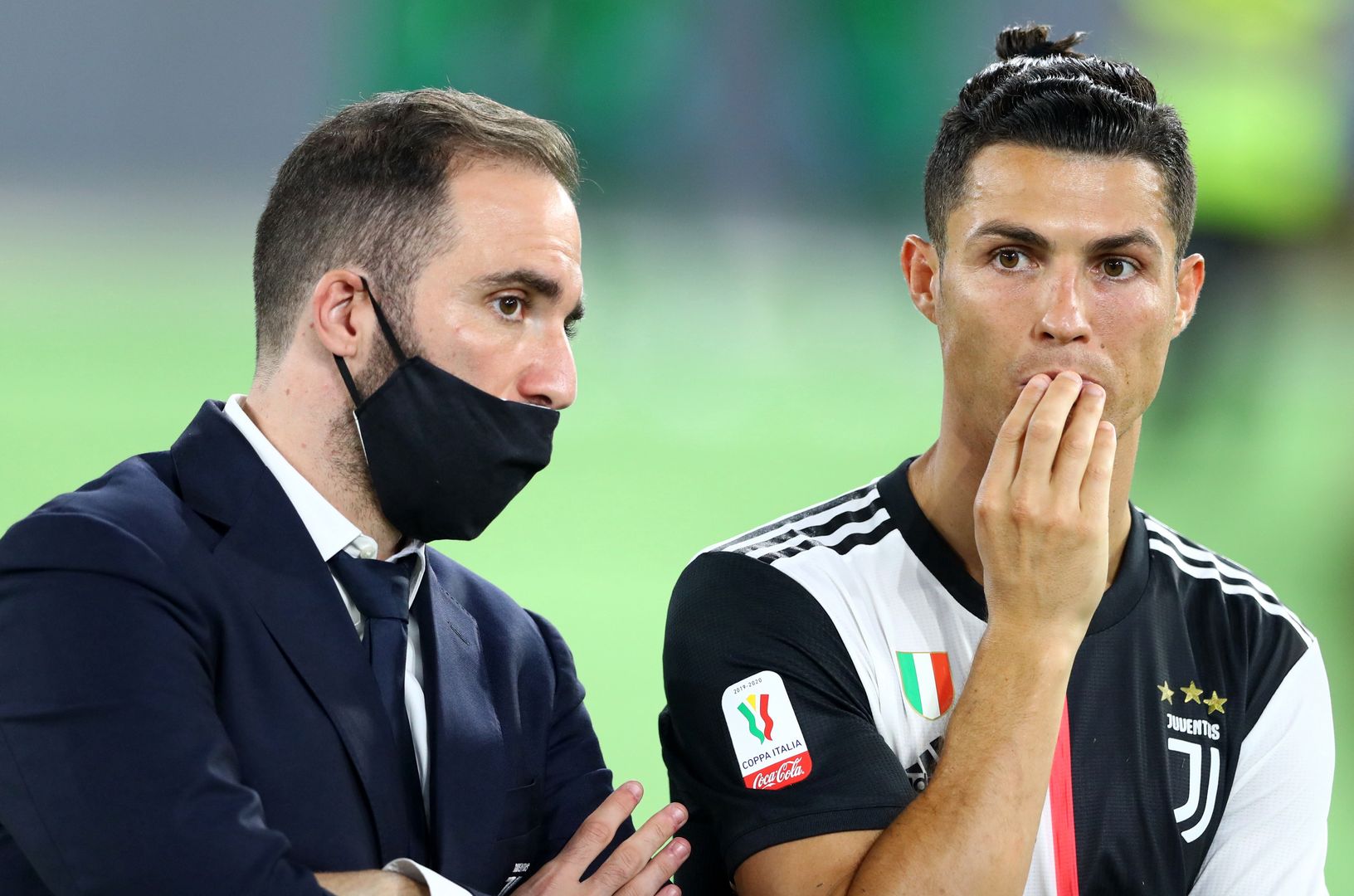 Rodzinna wojenka w Juventusie Turyn. Żona Buffona odpowiedziała siostrze Ronaldo