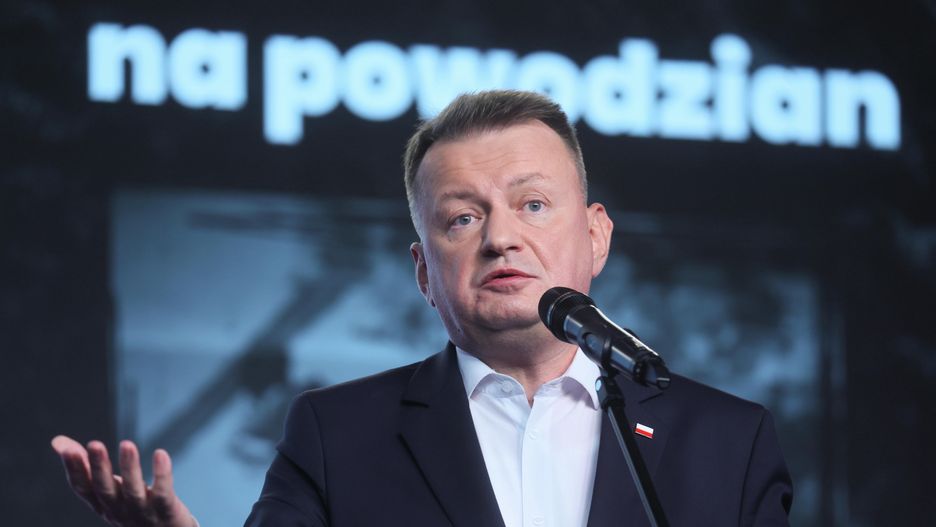 Mariusz B�aszczak
Warszawa, 18.09.2024. Przewodnicz�cy KP PiS Mariusz B�aszczak na konferencji prasowej w siedzibie partii przy ul. Nowogrodzkiej w Warszawie, 18 bm. Spotkanie dot. m.in. propozycji PiS dla rolnik�w kt�rzy ucierpieli w powodzi. (doro) PAP/Leszek Szyma�ski
Leszek Szyma�ski
briefing, konferencja, konferencji, Nowogrodzka, partia, PiS, polityk, polityka, pose�, prasowa, prasowej, prasowy, siedziba, gest