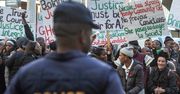 Szli od domu do domu z maczetami. Migranci uciekają z RPA przed ultimatum