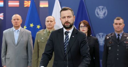 Kosiniak-Kamysz postraszył wojną. Trzy scenariusze. Potrzebne pilne inwestycje