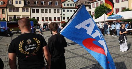 Polityk AfD napadł na bank i ukradł pieniądze. Teraz kandyduje w wyborach