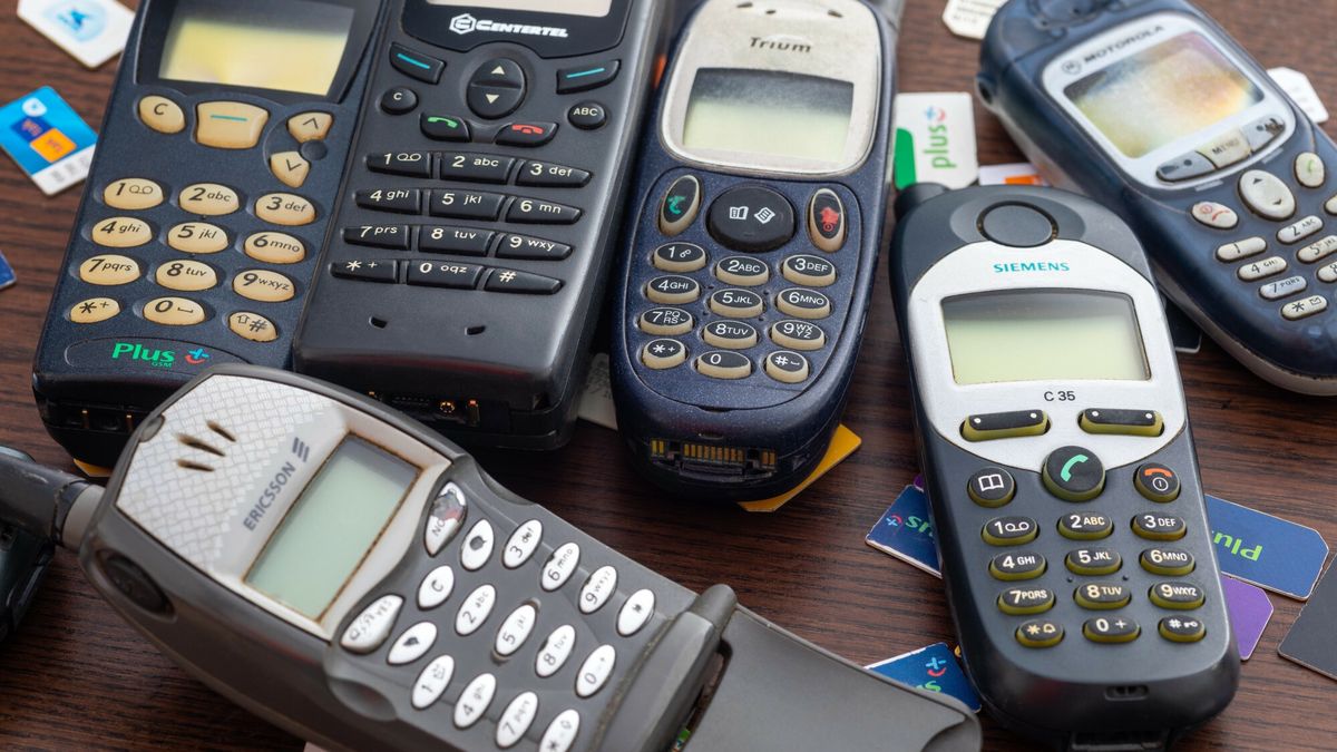 Stock Arkadiusz Zi�?ek
Fot. Arkadiusz Ziolek/East News.
n/z Stare telefony komorkowe.
ARKADIUSZ ZIOLEK