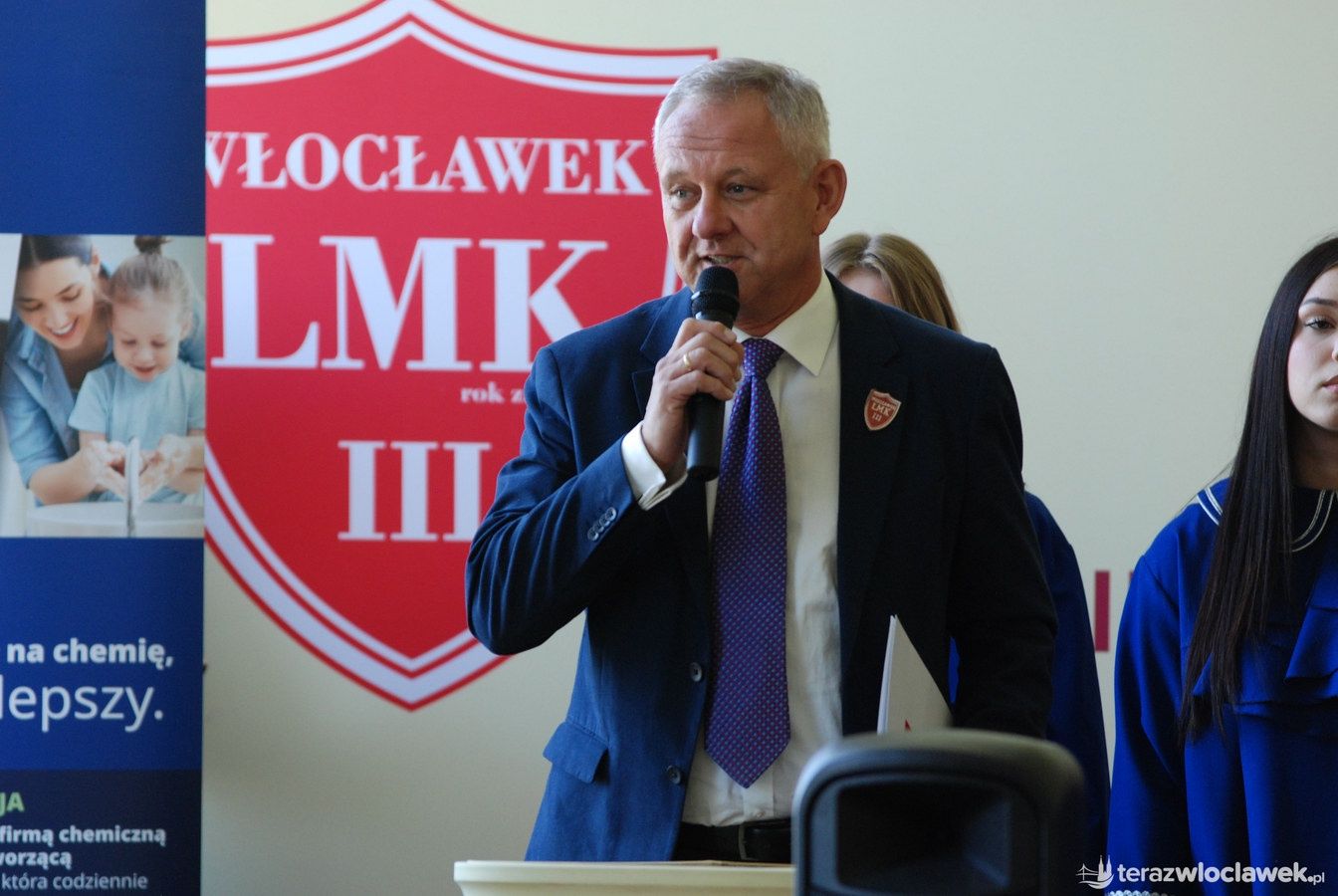 zakończenie roku maturzystów w III LO we Włocławku
