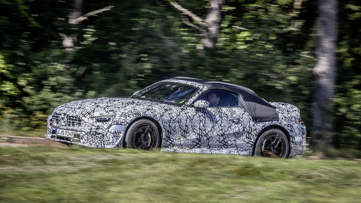 Mercedes-AMG SL - tak zabrzmi nazwa najnowszej odsłony modelu.