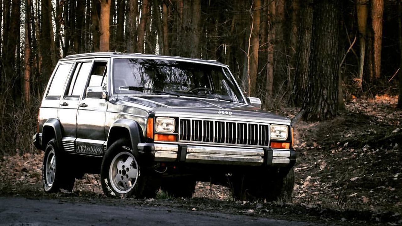 1989 Jeep Cherokee XJ 4.0 Laredo 2WD - produkt niepełnowartościowy?