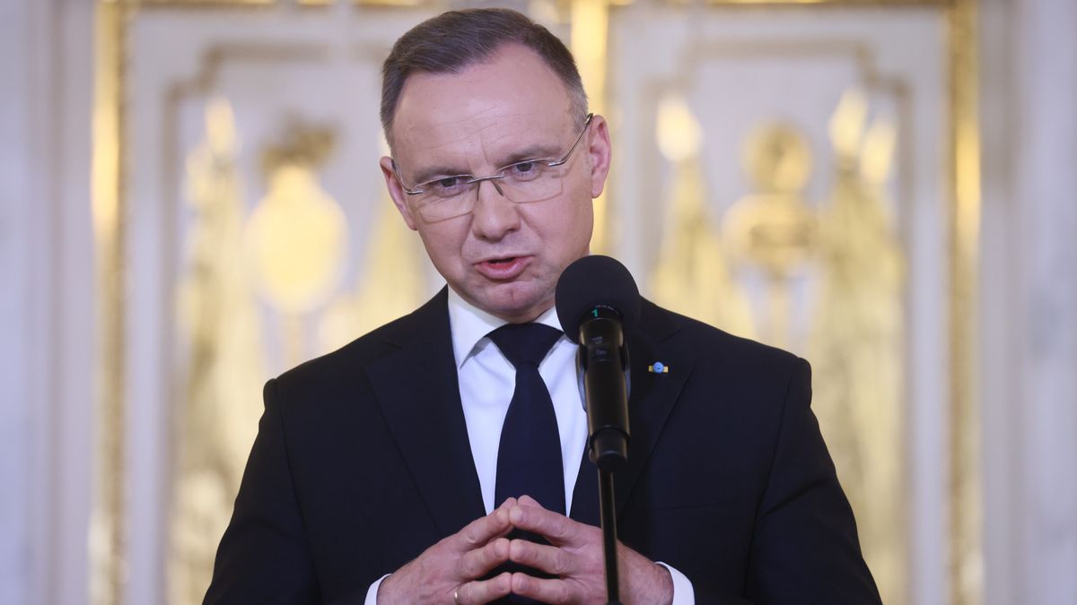 Andrzej DudaLeszek Szyma�ski3 maja, obchody, odznaczenia pa�stwowe, polityk, polityka, rocznica, uchwalenia, wr�czenie odznacze�, wr�czenie order�w, Zamek Kr�lewski, 233, obchody 233. rocznicy uchwalenia Konstytucji 3 Maja