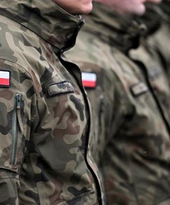 Żandarmeria Wojskowa zamyka magazyny. Mundury masowo ginęły