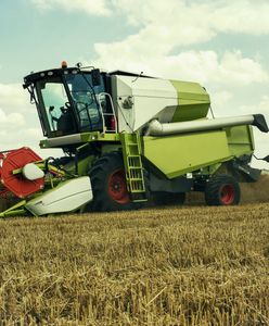 Tragiczny finał żniw. Nie żyje 65-letni mężczyzna