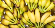 Super trik z bananem i igłą. Zaimponujesz znajomym