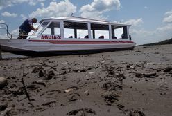 Zniknęły rzeki. Statki utknęły w suchych korytach w Amazonii