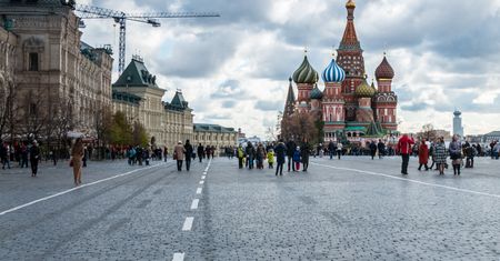 Sankcje skutkują rozpadem inwestycji. Rosyjska gospodarka cofnie się w rozwoju o 15 lat