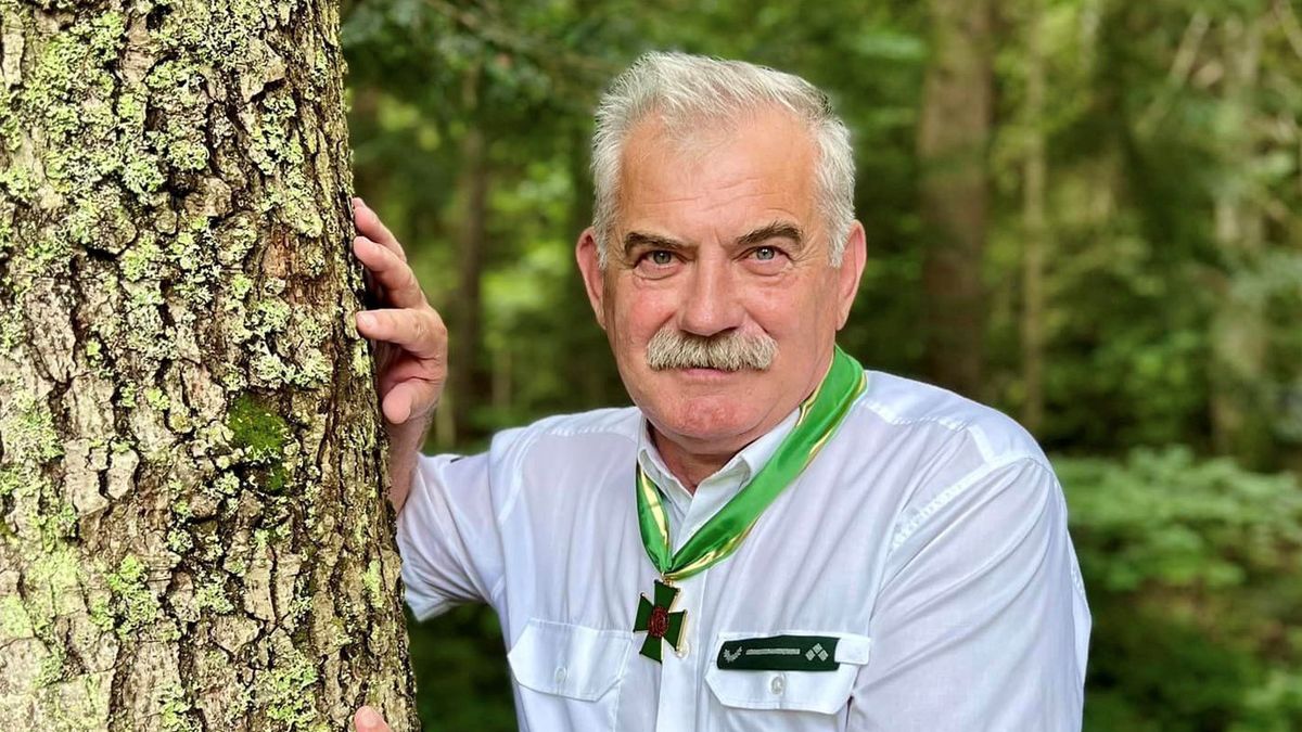 Znany w całej Polsce leśnik Kazimierz Nóżka przechodzi na zasłużoną emeryturę  