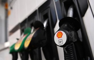 Wyliczono, ile koncerny naftowe zarabiają na minutę. Zyskują dzięki drogiej ropie