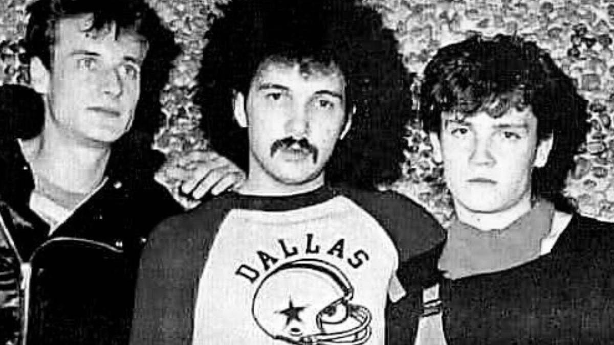 Nie żyje Jarosław Lach (pierwszy z prawej na zdjęciu). 