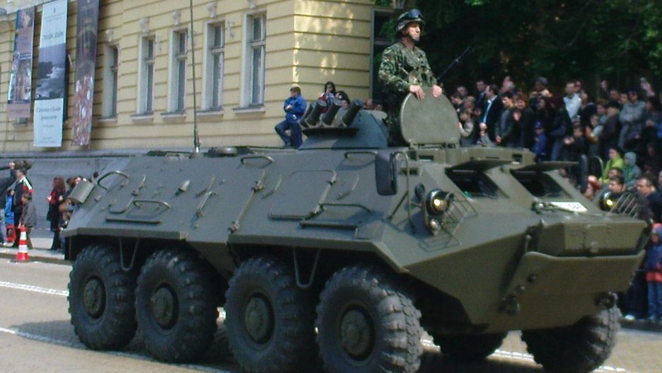 BTR-60 podczas parady w Sofii.