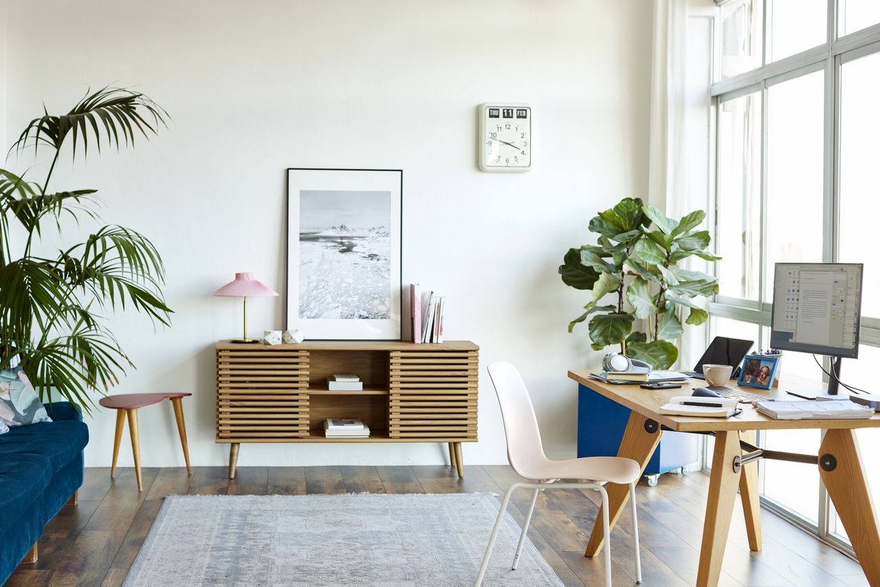Krzesło do biurka – jak wybrać wygodne krzesło do home office