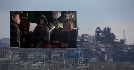 Wciąż są w zakładach Azowstal. Rosja stawia warunek