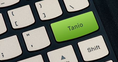 Nie oceniaj smartfona po marce. Kupuj tanio!