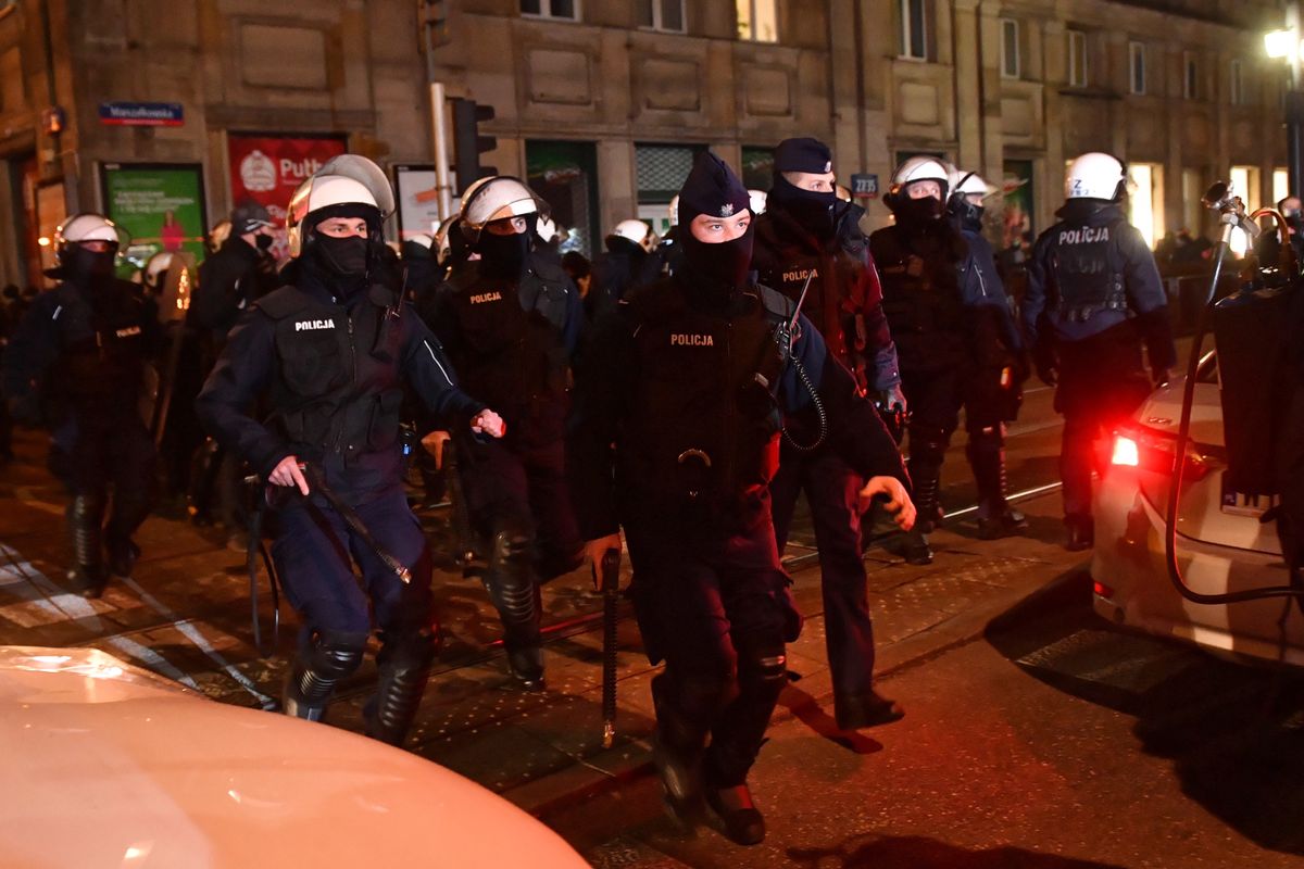 Strajk Kobiet w Warszawie. Akcja policji